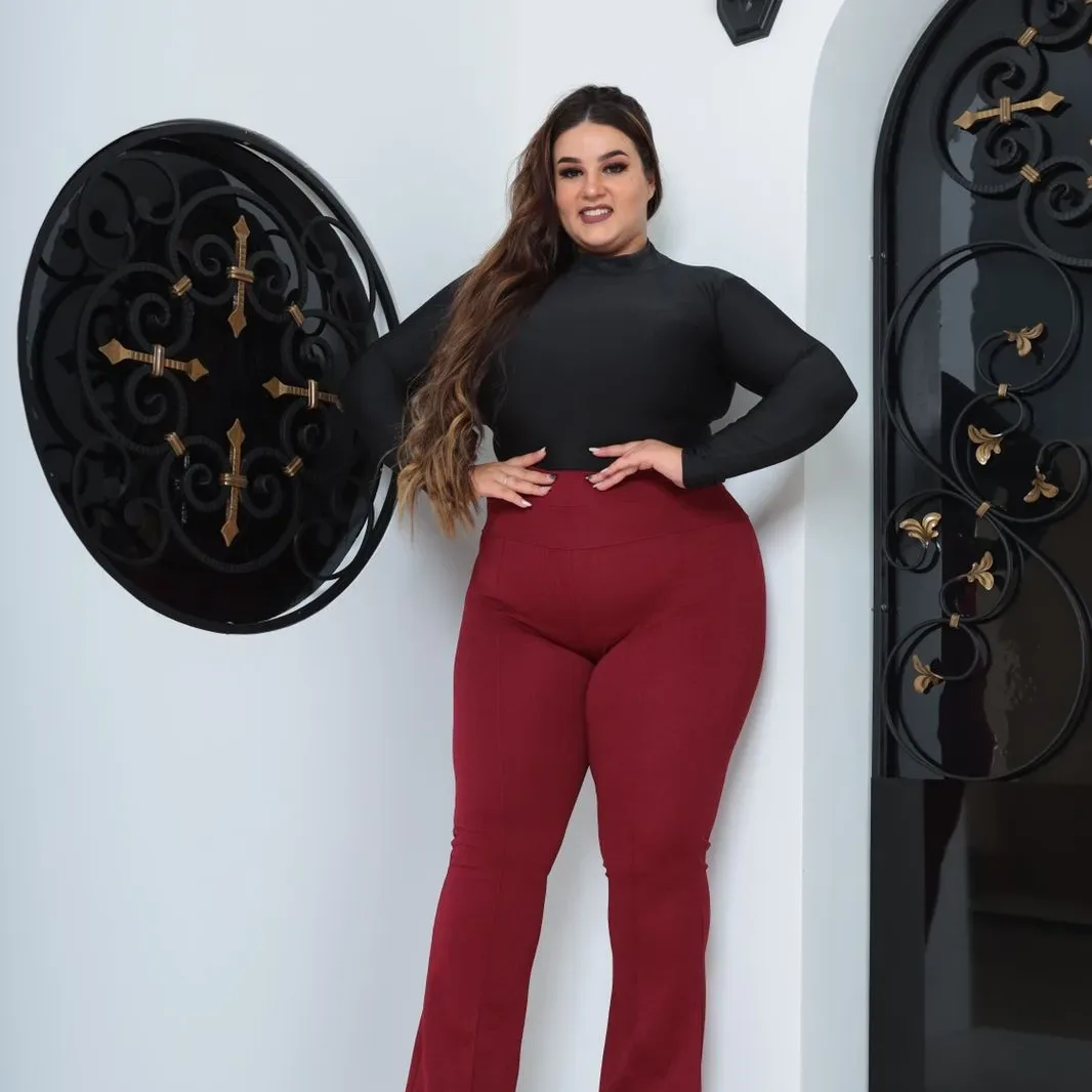 Calça Flare Plus Size ✨