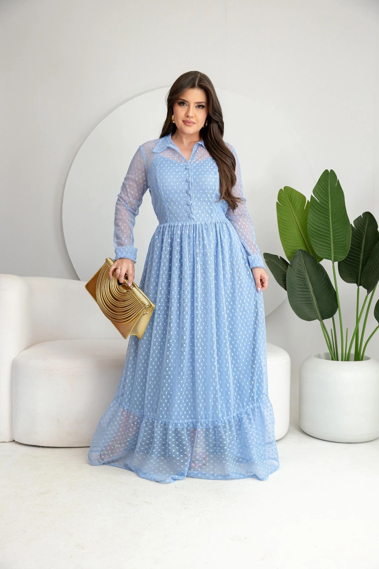 Vestido Nataly ML, Tule Bordado Todo Forrado por Dentro, Latex nas costas